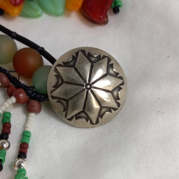 Woven Bracelet with Green and Orange Agate, Leaves on Fringe, Silver Button - Picture 4 of 8